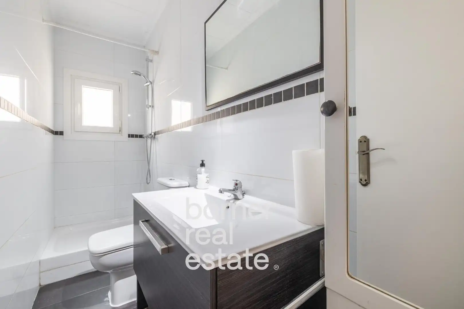 Bathroom of Attic for sale in Sabadell  with Heating and Furnished