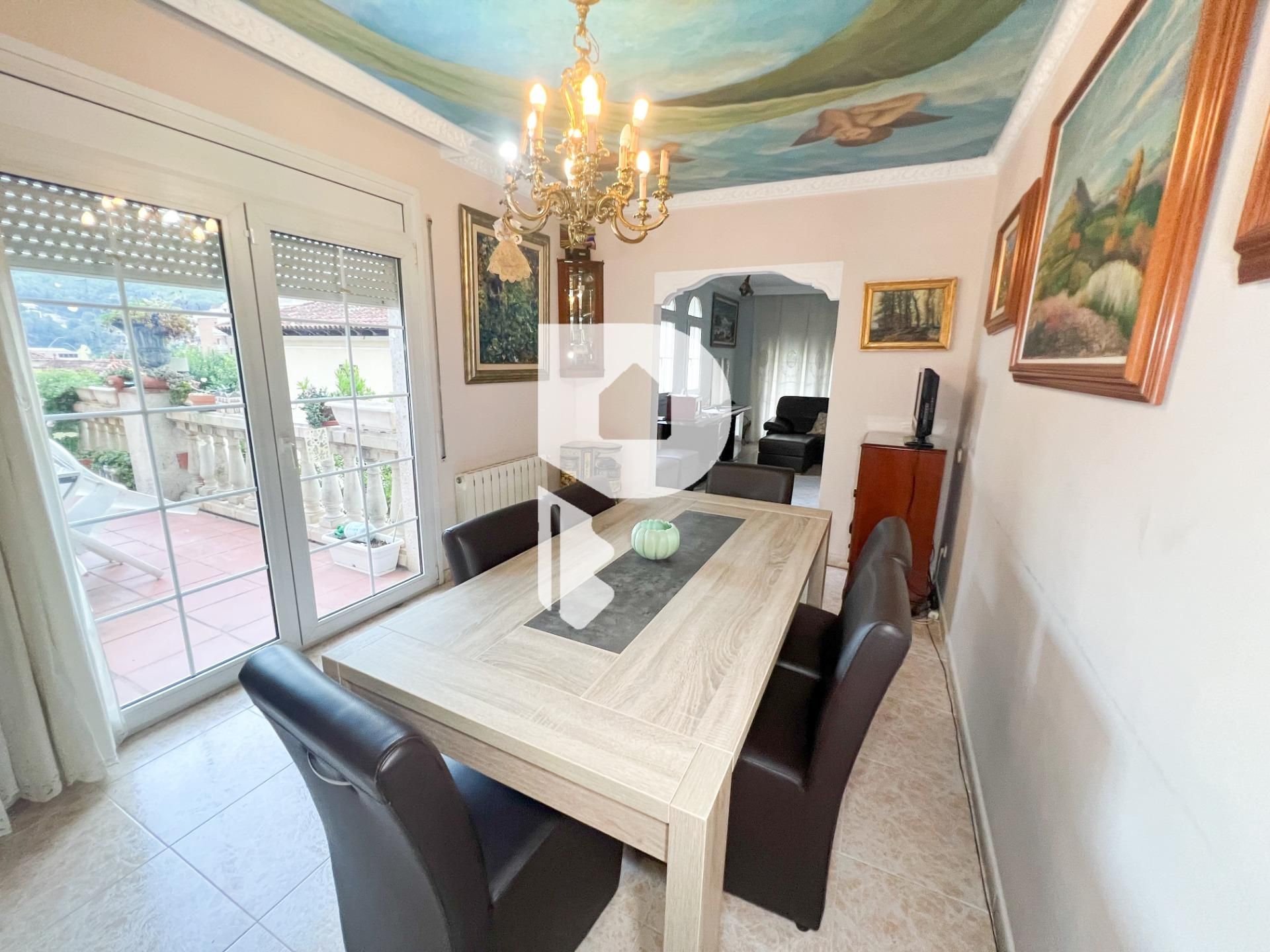 Comedor de Casa o chalet en venta en Vallirana con Calefacción, Jardín privado y Terraza