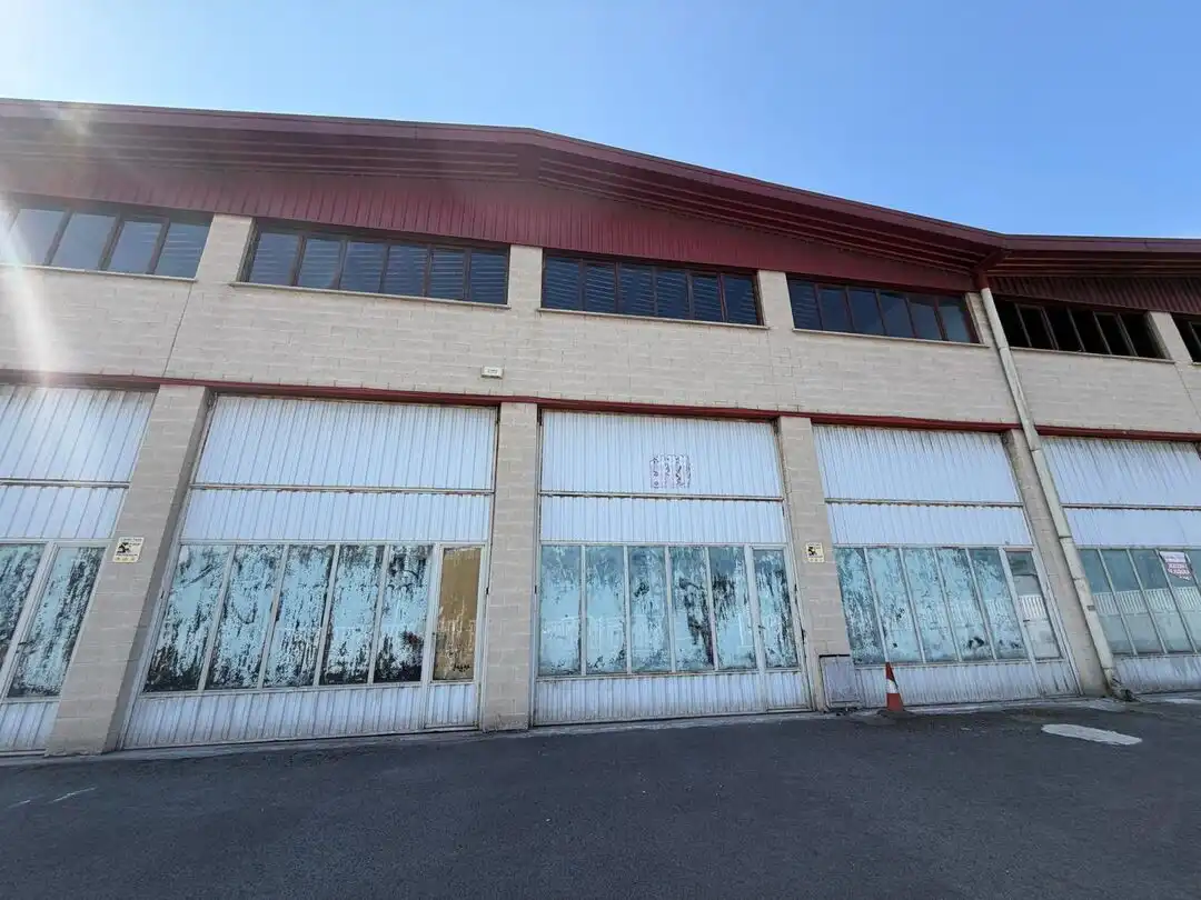 Nau industrial en venda a Lemoa