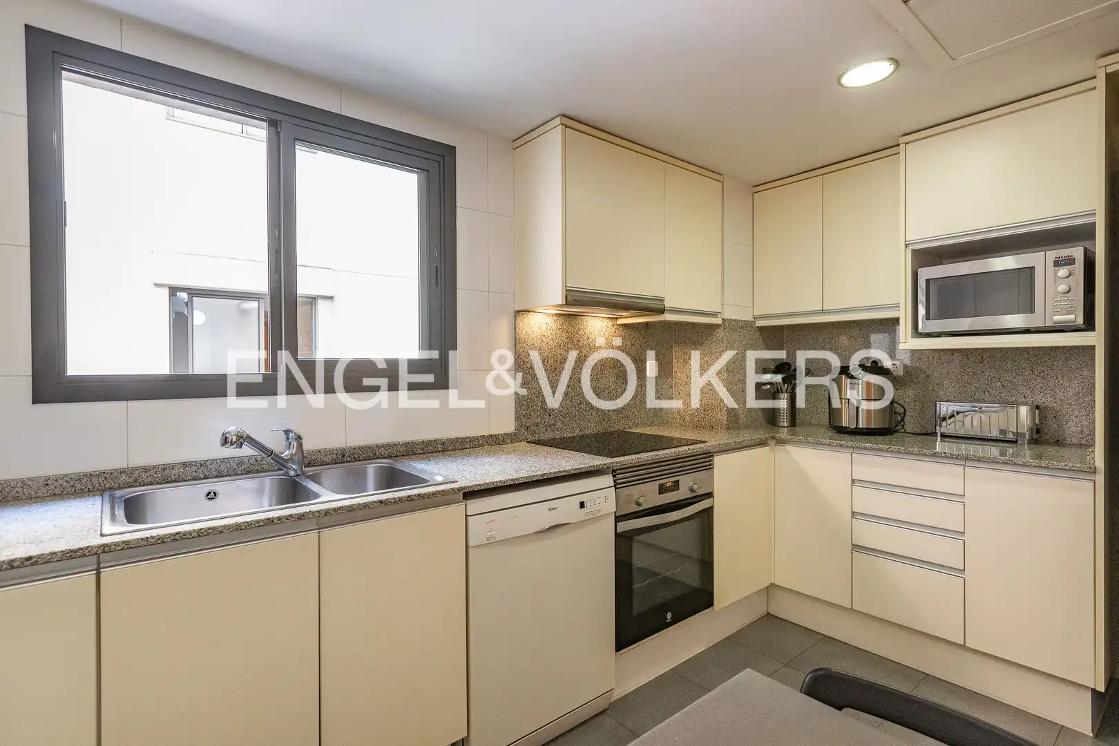 Cocina de Piso en venta en Barcelona con Aire acondicionado, Calefacción y Parquet