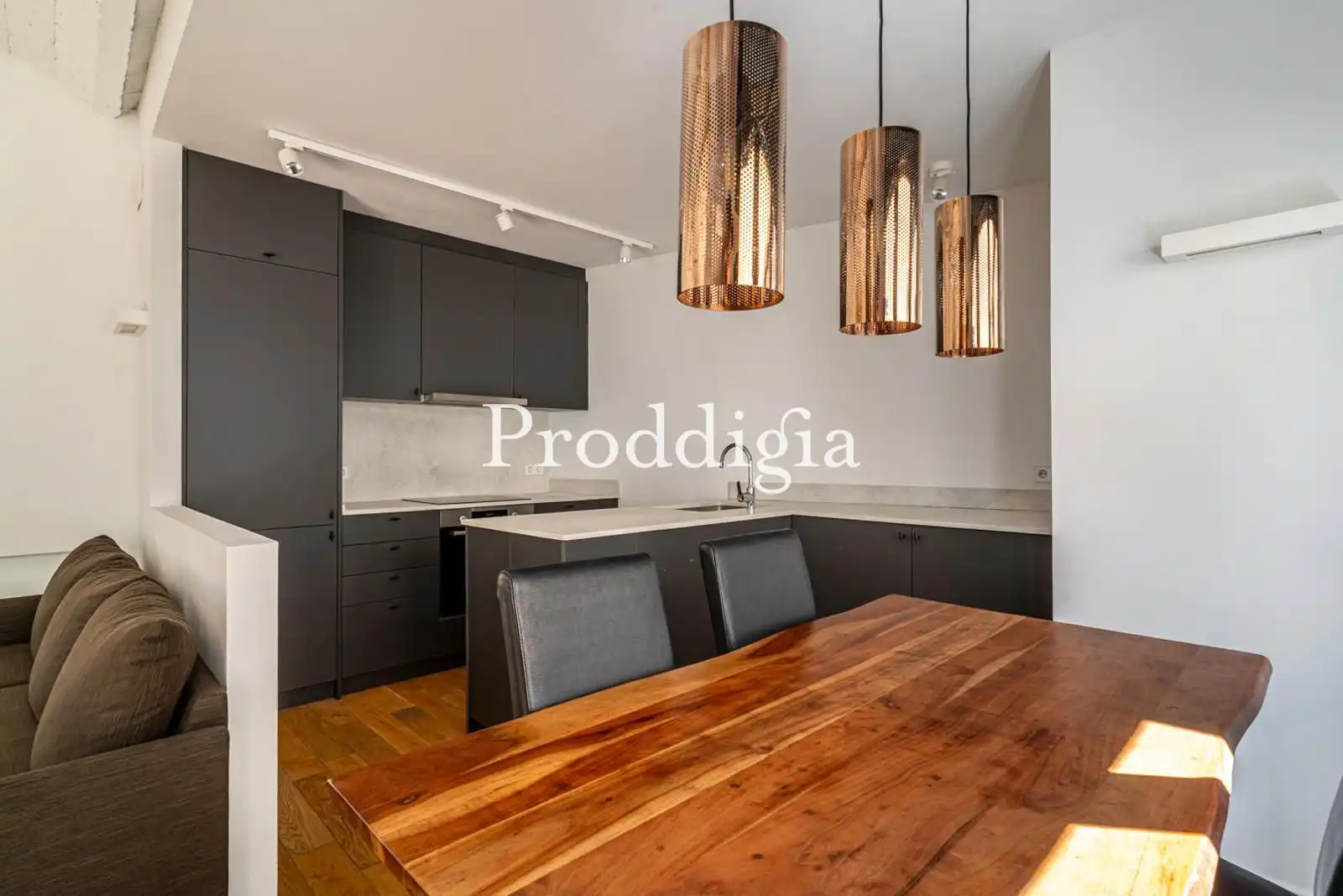 Kitchen of Flat for rent in Barcelona  with Air Conditioner, Terrace and Storage room