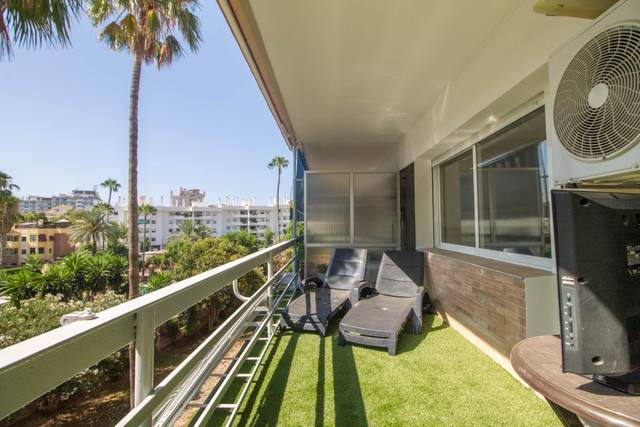 Apartamento en Venta en Calle Eurosol en La Carihuela - Los Nidos