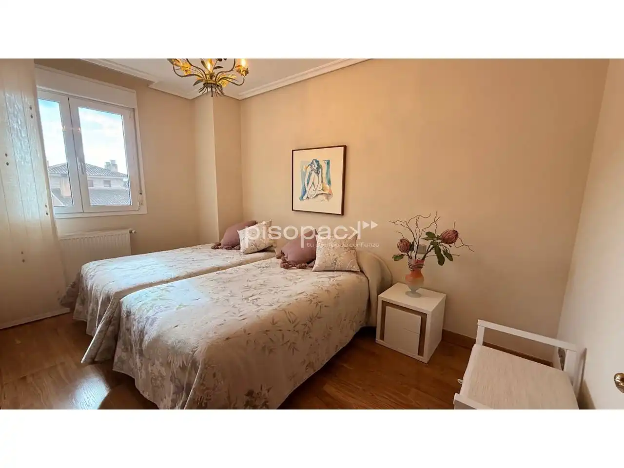 Habitación de Casa adosada en venta en Berrioplano / Berriobeiti con Calefacción, Jardín privado y Parquet