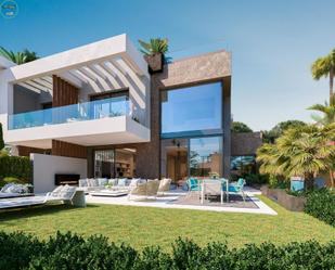 Casa adosada en venda a Alto de los Monteros