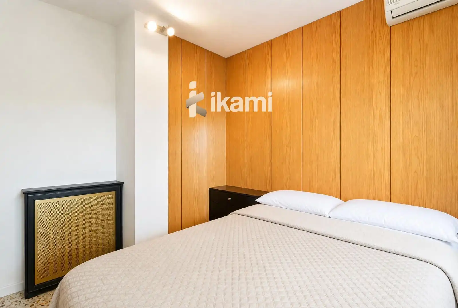 Habitación de Ático en venta en Barcelona con Aire acondicionado, Calefacción y Terraza