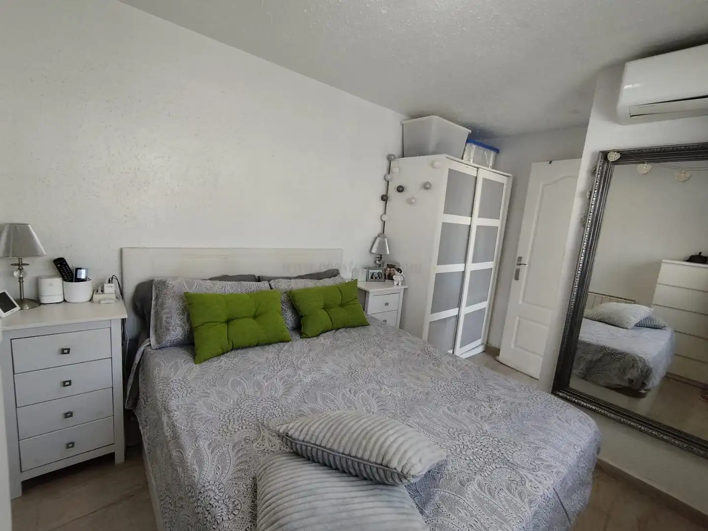 Chalet con piscina en venta en Los Balcones - Los Altos, imagen 35