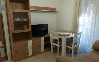 Living room of Flat to rent in  Toledo Capital  with Air Conditioner, Furnished and Oven