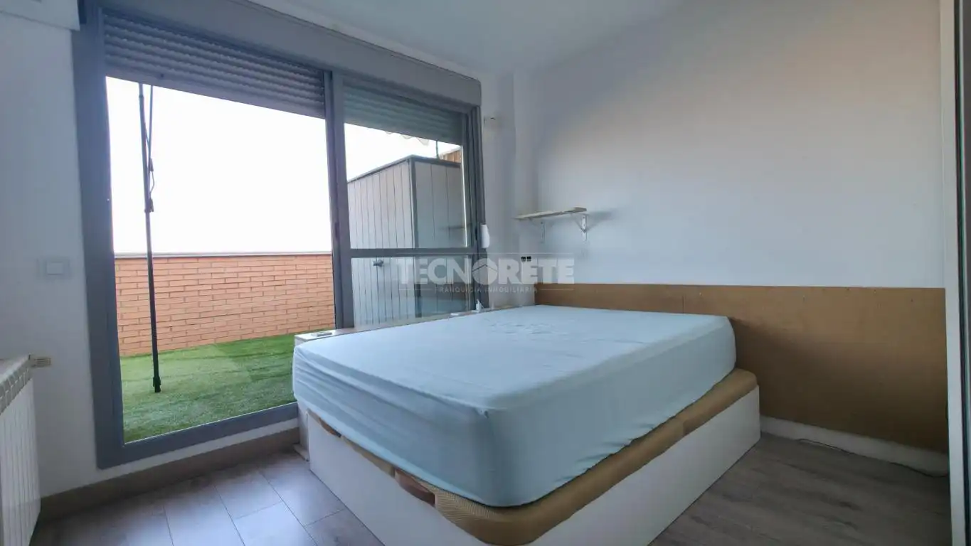 Bedroom of Flat for sale in Guadalajara  with Air Conditioner, Heating and Terrace