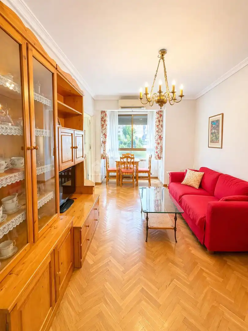 Sala de estar de Piso en venta en  Madrid Capital con Aire acondicionado y Calefacción