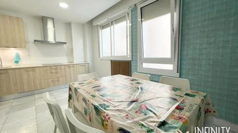 Foto 4 de Piso de alquiler en Múgica y Butrón Kalea, Castaños - Begoñaibarra, Bilbao