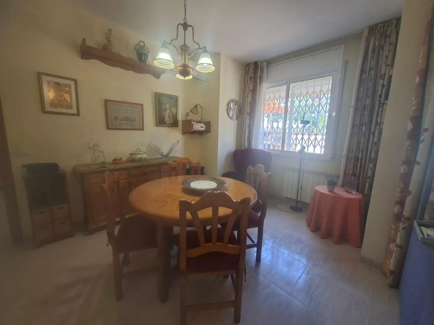 Esszimmer von Erdgeschoss zum Verkauf in Palafolls mit Klimaanlage, Heizung und Terrasse