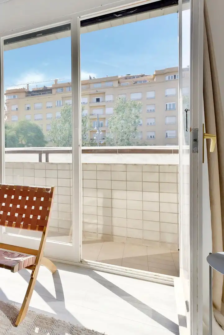 Terrassa de Pis en venda en Barcelona amb Aire condicionat, Parquet i Balcó