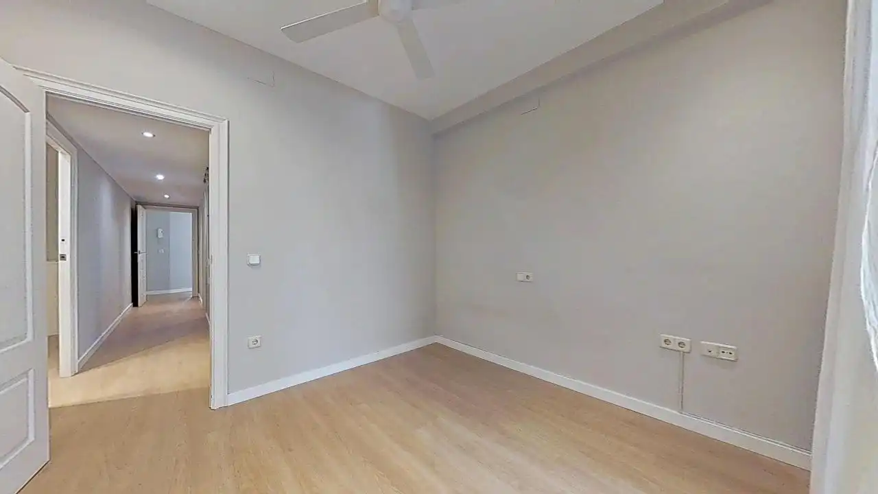 Habitación de Piso en venta en Barcelona con Aire acondicionado, Calefacción y Amueblado