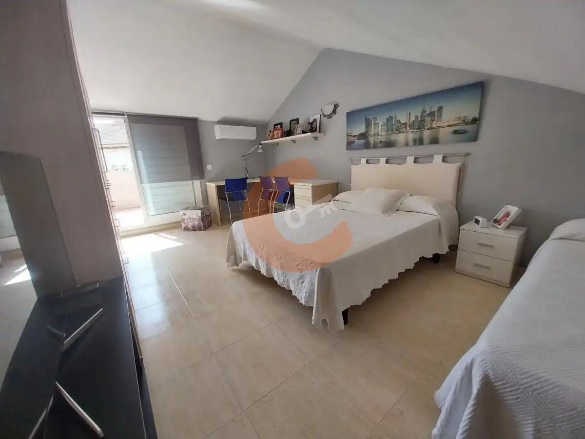 Casa con terraza en venta en Garona, imagen 9
