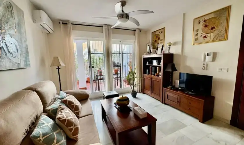 Living room of Flat for sale in Carboneras  with Air Conditioner, Terrace and Storage room