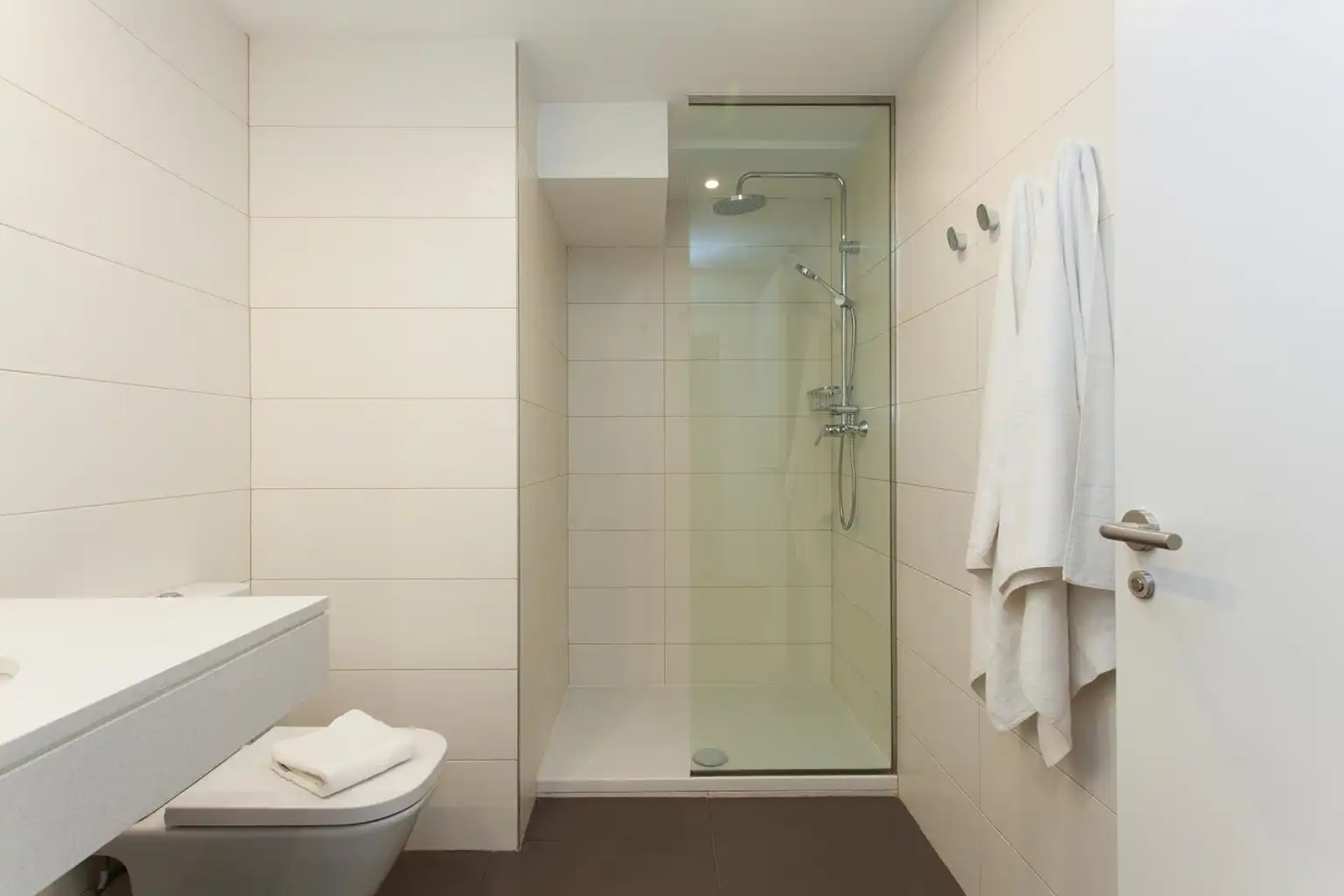 Bany de Apartament de lloguer en Alcalá de Henares amb Aire condicionat, Calefacció i Parquet