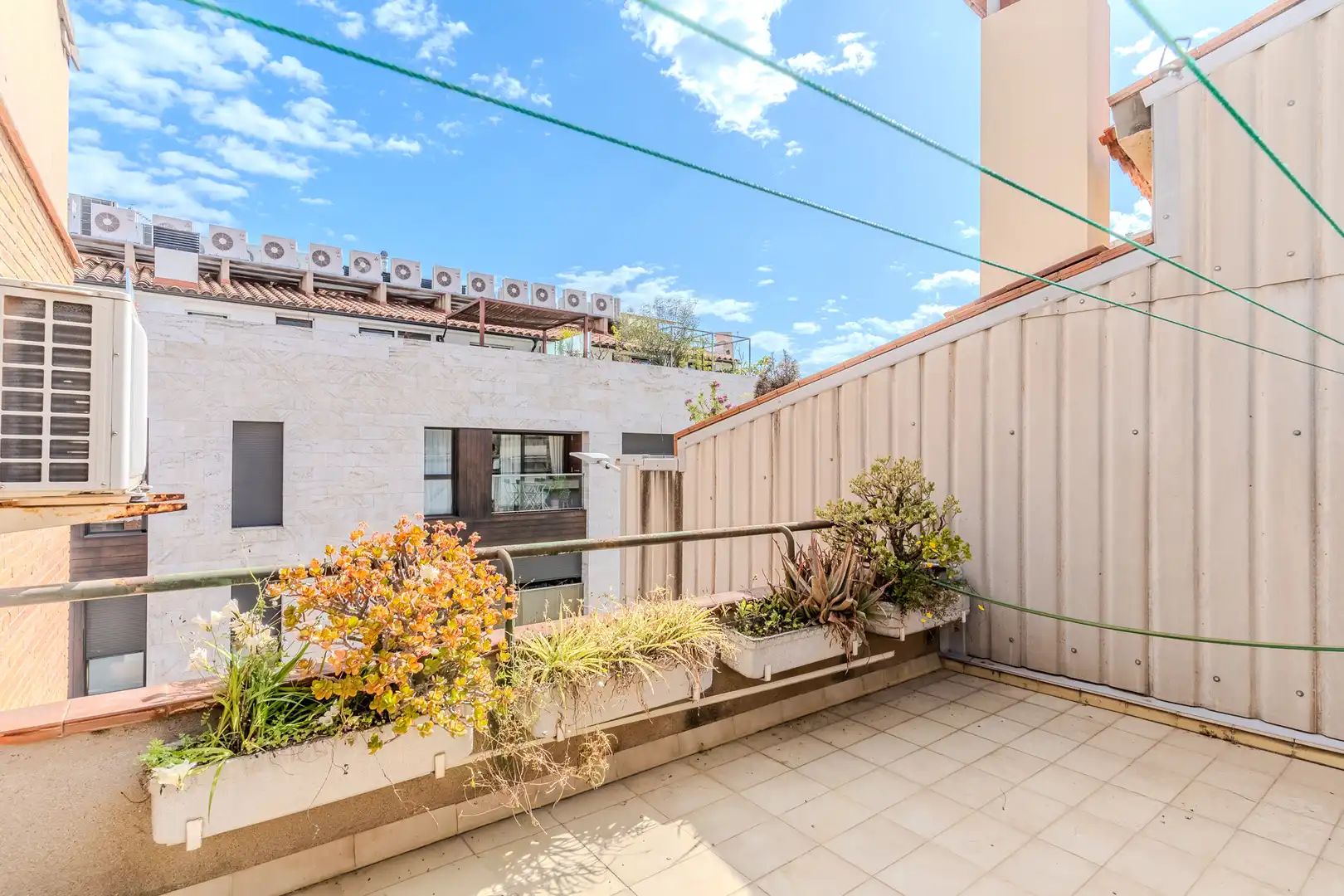 Chalet con terraza en venta en Carrer del Taulí, imagen 15