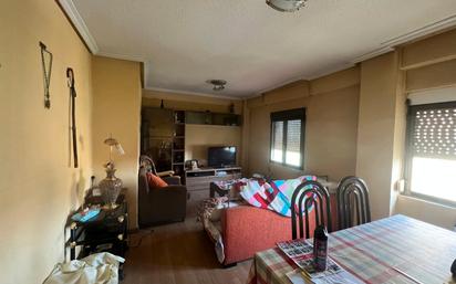 Living room of Flat for sale in  Madrid Capital  with Heating and Parquet flooring