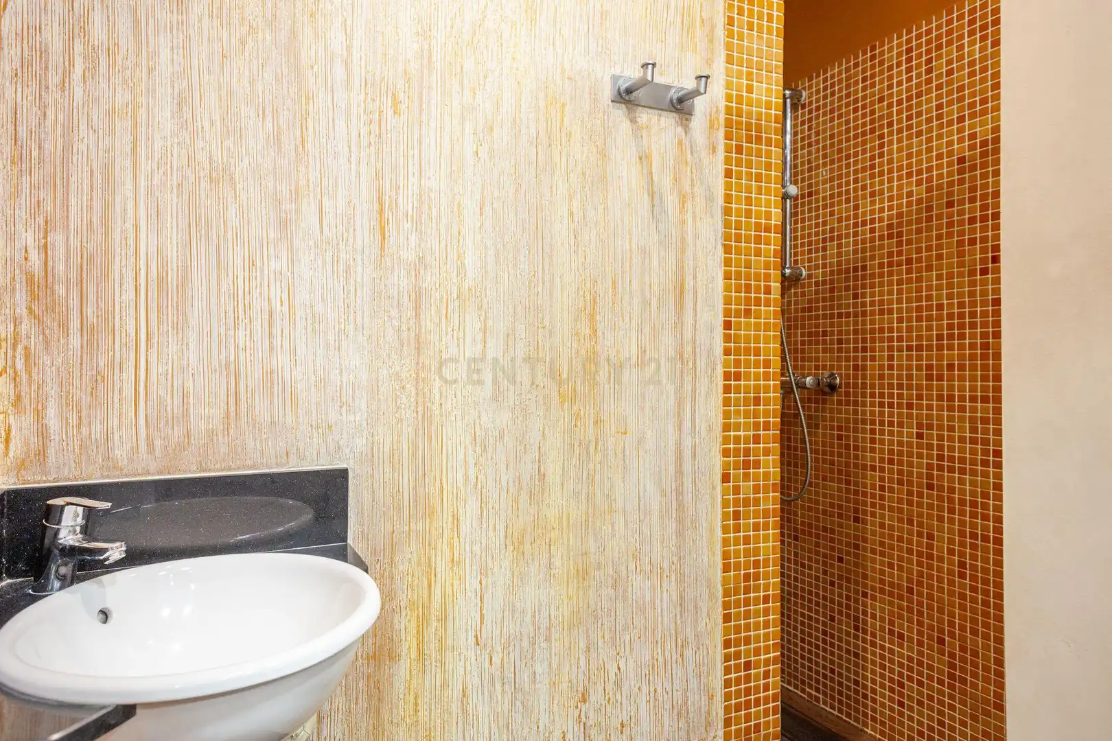 Baño de Local en traspaso en Badalona