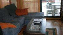 Sala d'estar de Apartament en venda en O Porriño   amb Calefacció, Terrassa i Traster