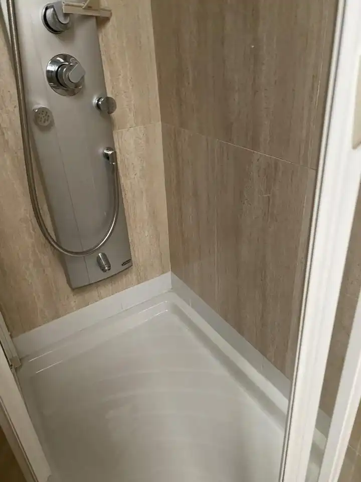 Bany de Edifici en venda en Santa Coloma de Gramenet