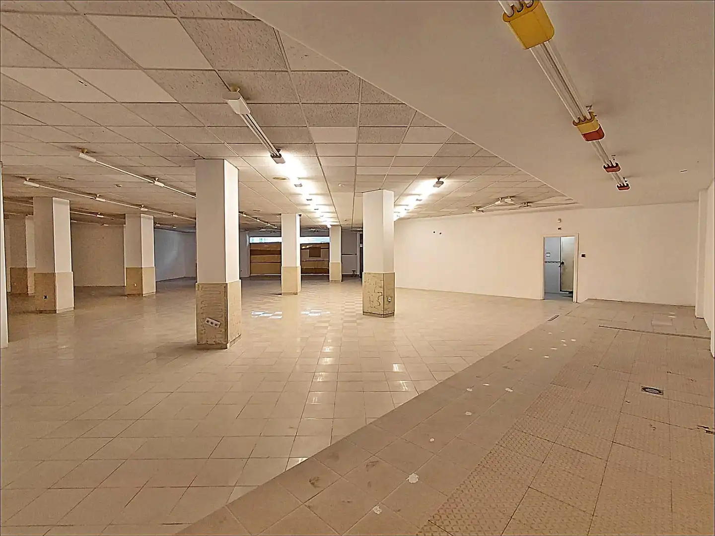 Local comercial en alquiler en Paseo Paseo de Colón, 11, imagen 22