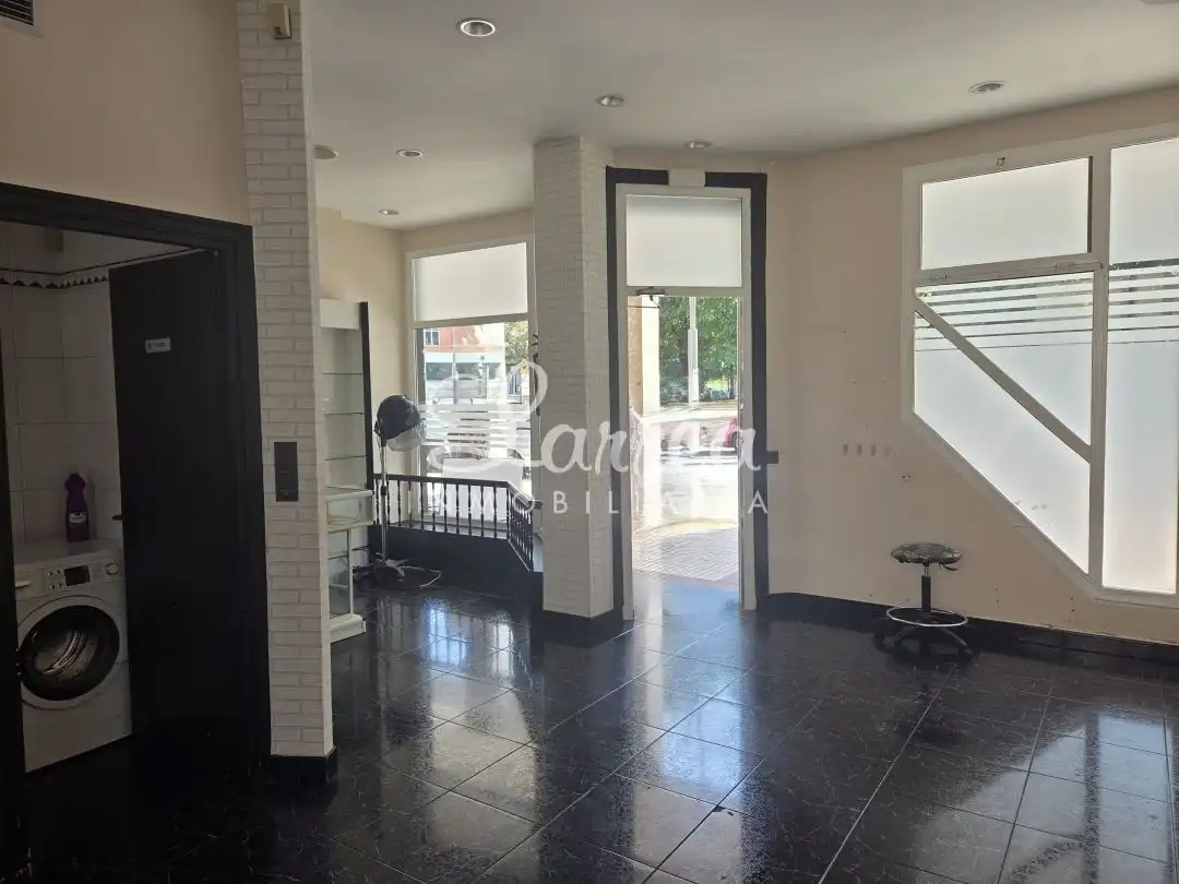 Local comercial de lloguer a Amorebieta-Etxano, imagen 3
