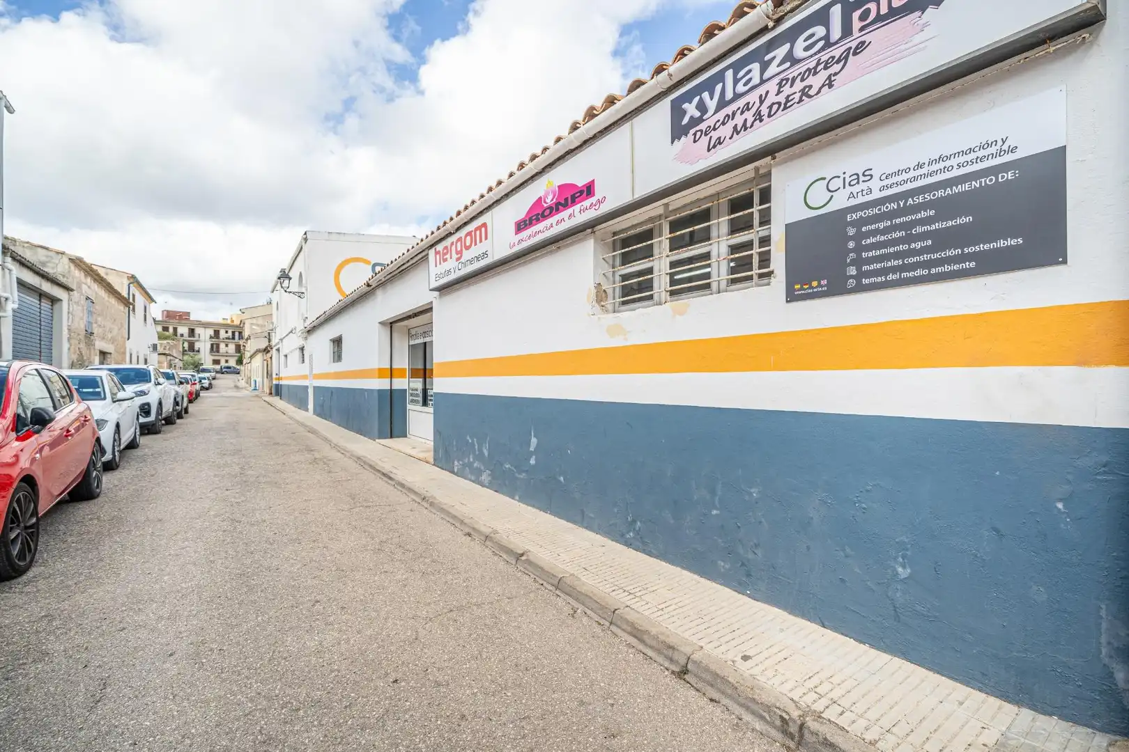 Exterior view of Industrial buildings for sale in Artà