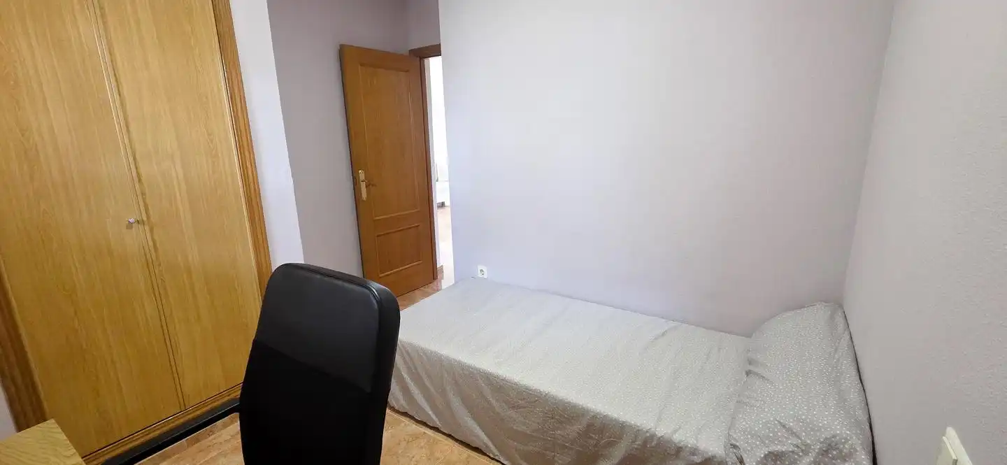 Bedroom of Flat for rent in Alicante / Alacant  with Furnished and Community pool