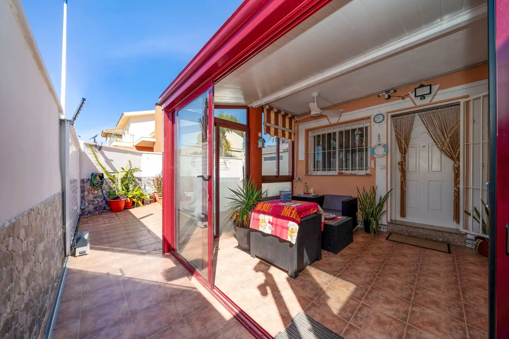 Adosado con jardín en venta en Santiago de la Ribera