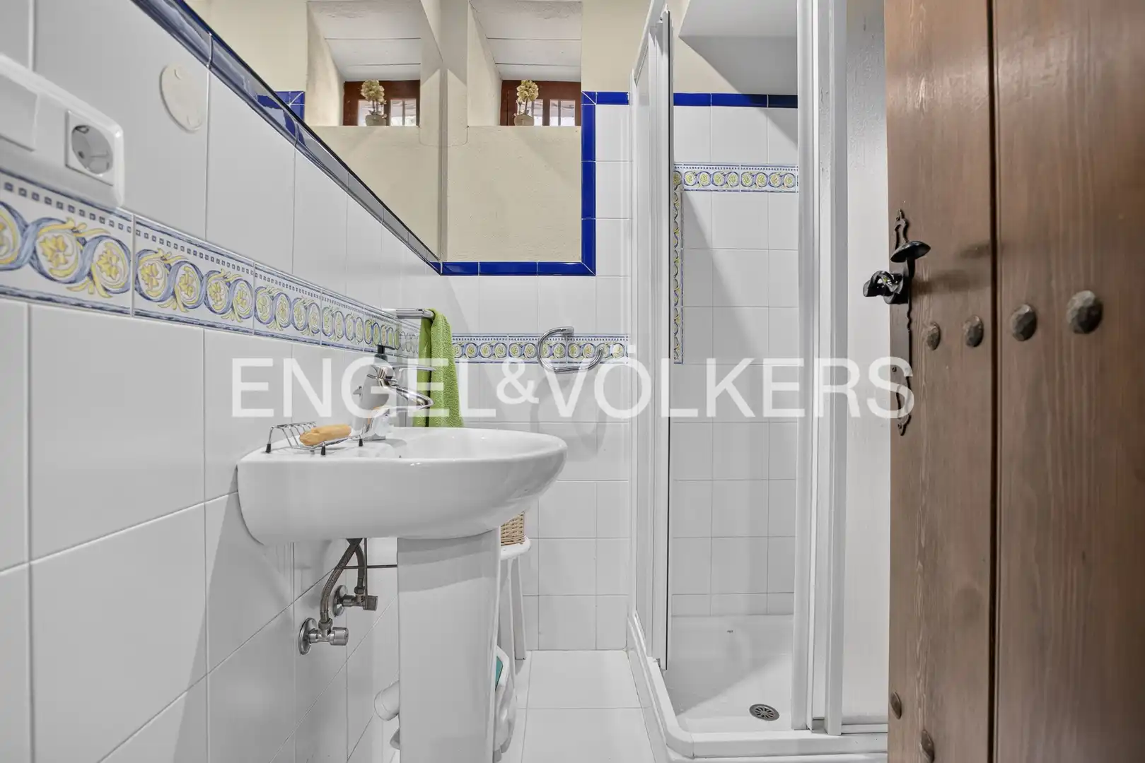 Bathroom of Houses for sale in Aracena, Huelva