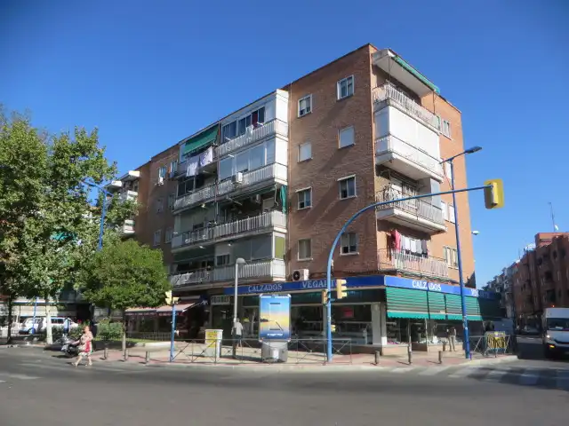 Piso en venta en RIO NERVION, 1 4º DCHA.