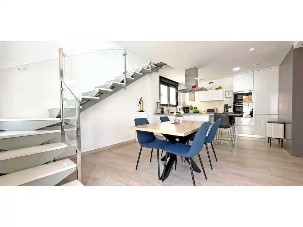 House with pool for sale in Calle la Sagra, imagen 6