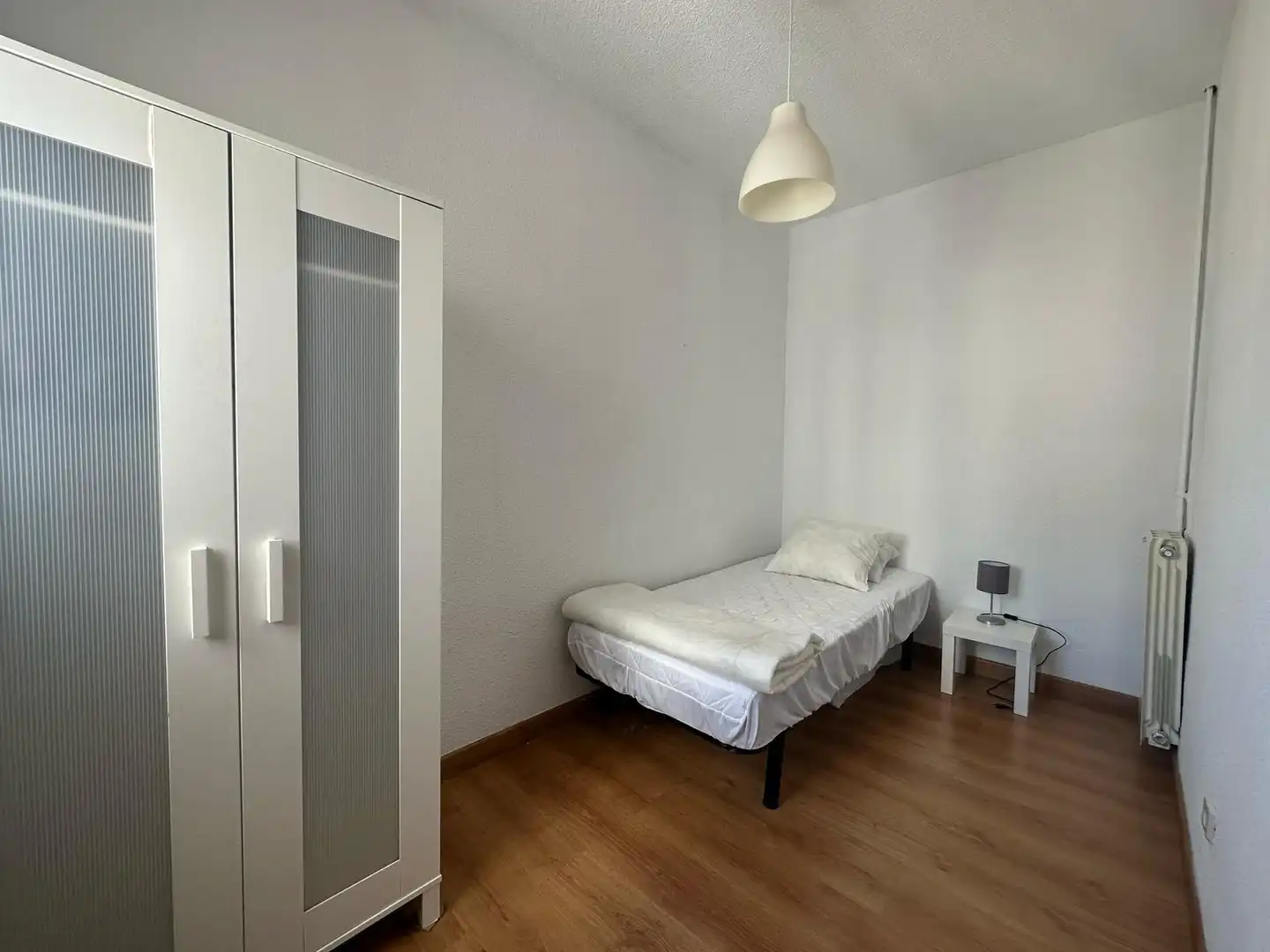 Habitación de Piso de alquiler en Madrid con Aire acondicionado, Calefacción y Parquet