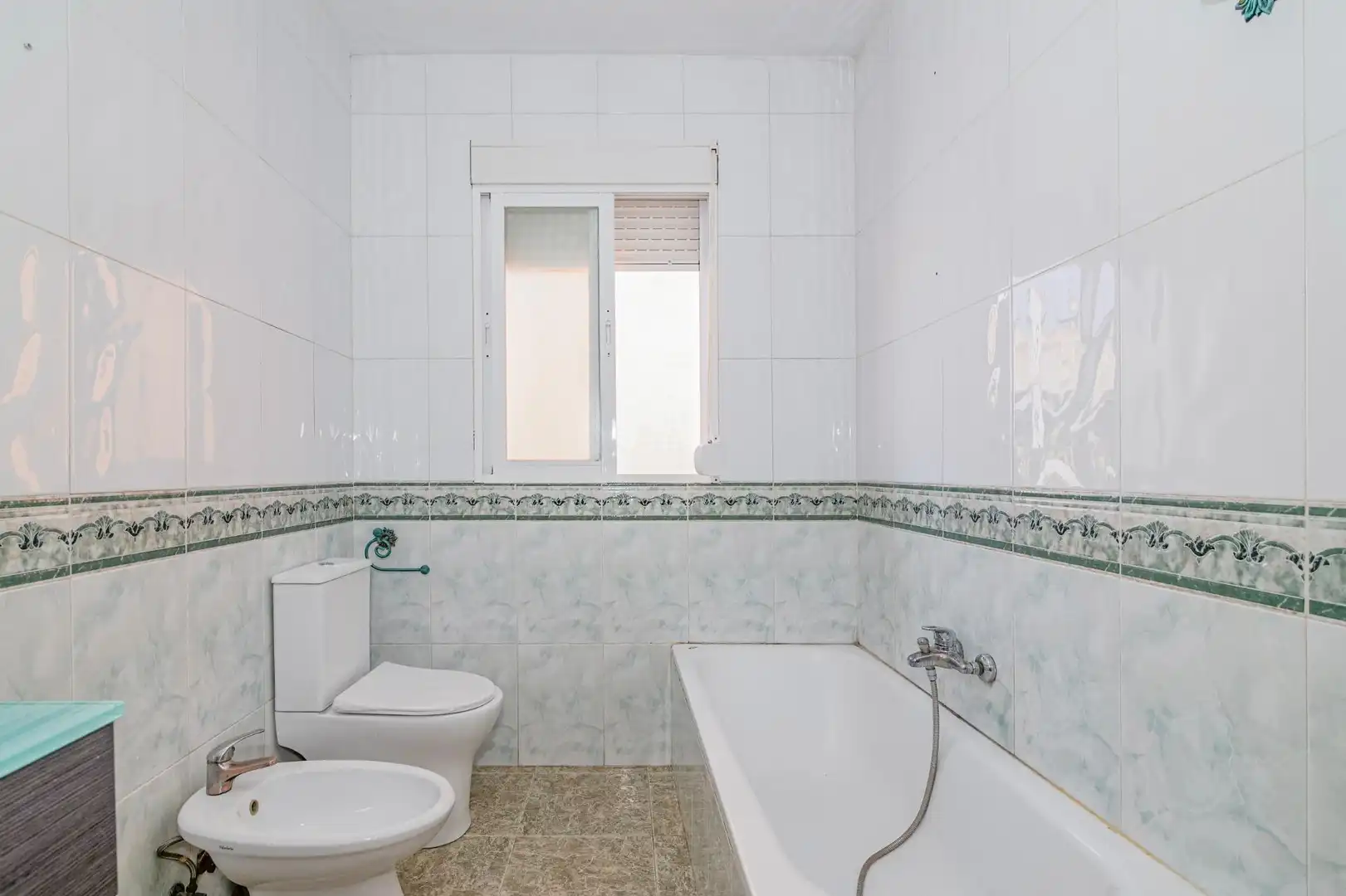 Bathroom of Detached homes for sale in Las Gabias  with Balcony