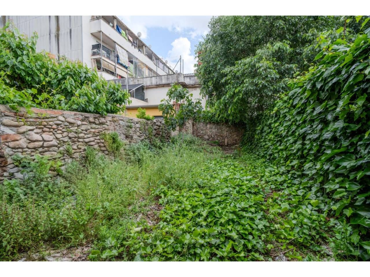 House or chalet for sale in Salt  with Private garden