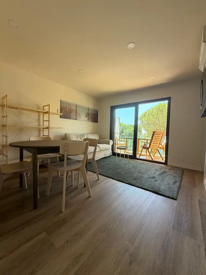 Apartament amb terrassa en venda a Carrer Carrer Canigó, imagen 3