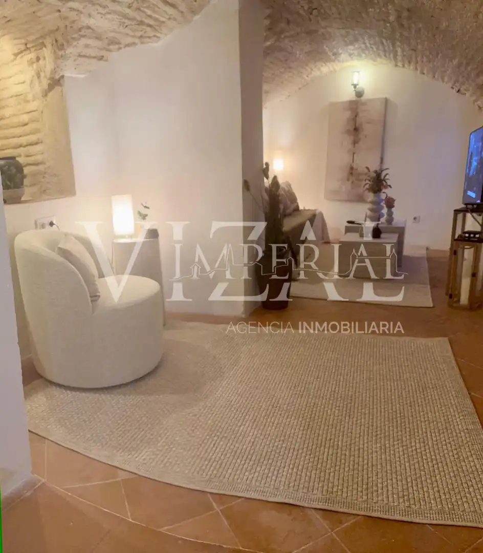 Living room of Flat for sale in Casco Histórico