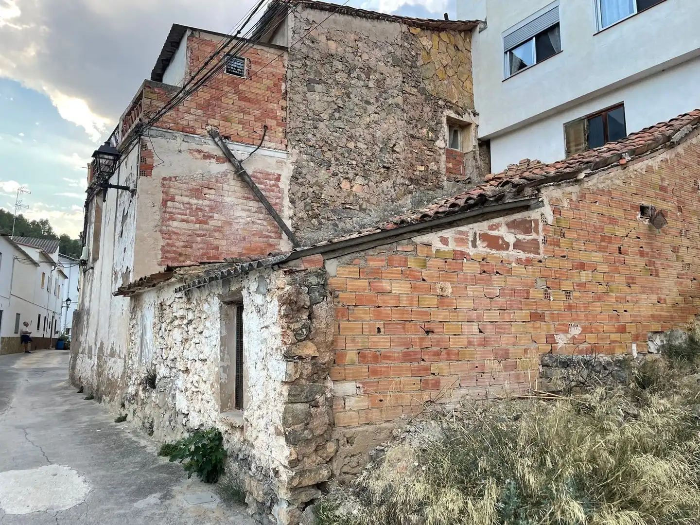 Exterior view of Houses for sale in Montán  with Storage room