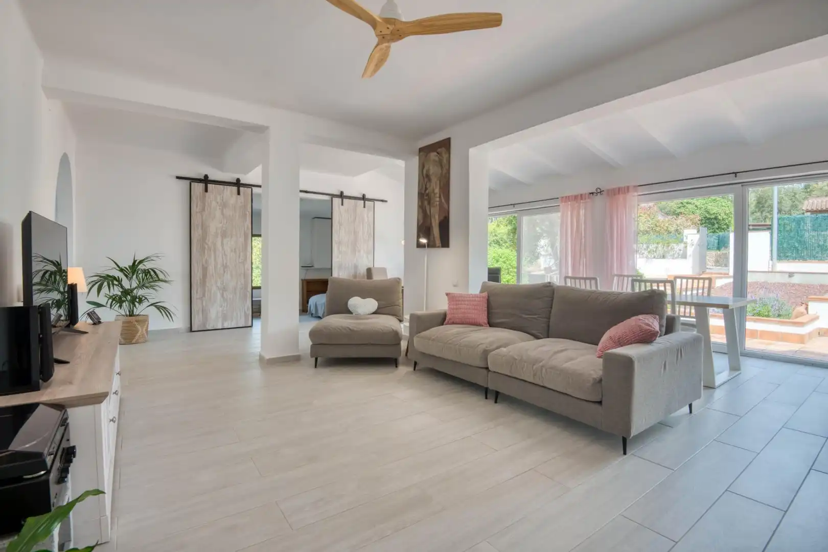 Sala d'estar de Casa o xalet en venda en Santa Cristina d'Aro amb Calefacció, Terrassa i Piscina