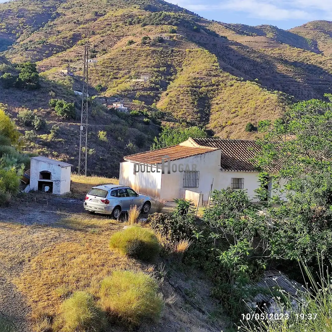 Vista exterior de Finca rústica en venta en Moclinejo con Terraza y Trastero