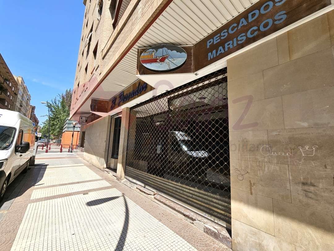 Premises for rent in  Logroño