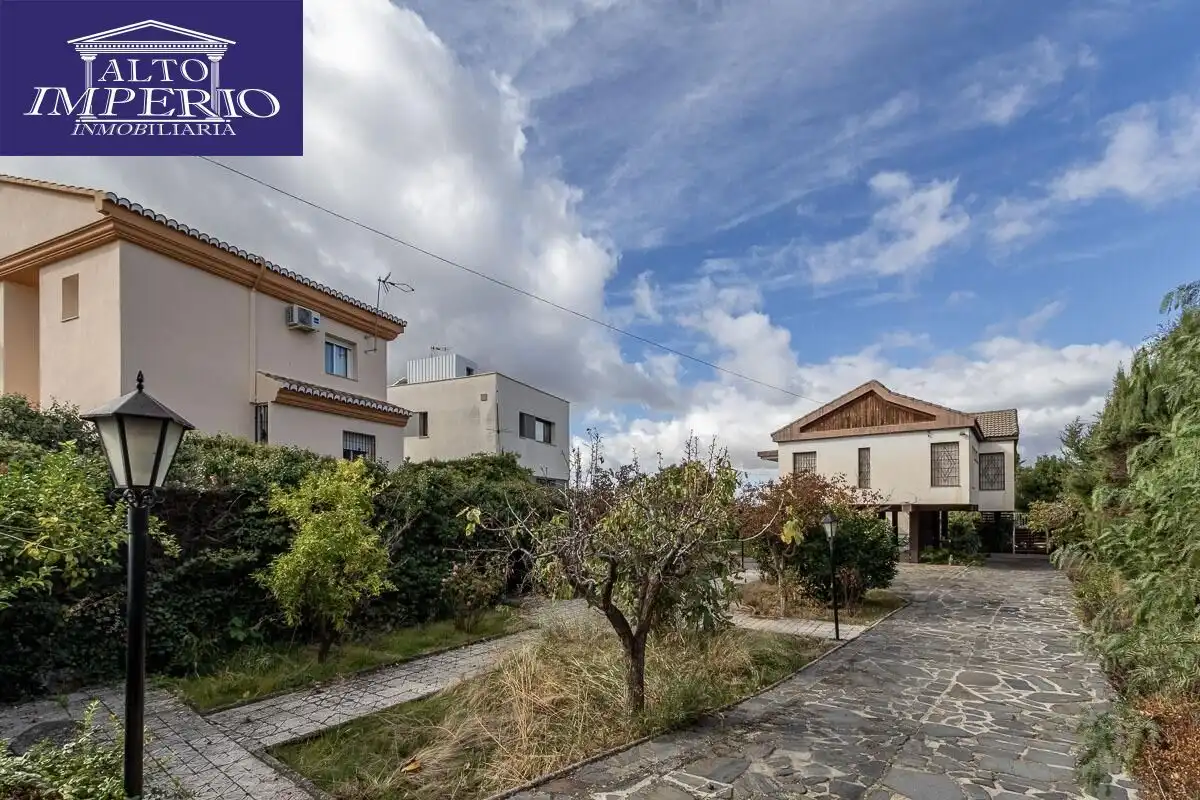 Casa con terrazza in vendita a Avenida HUETOR VEGA, imagen 32