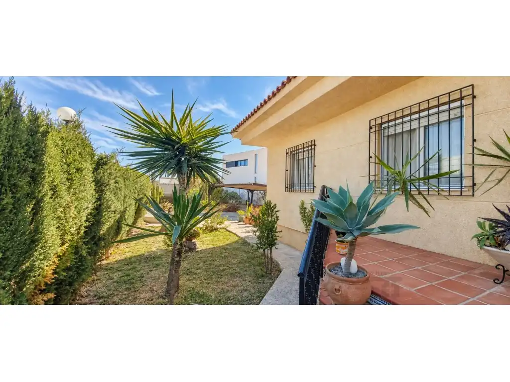 Villa in vendita a Avenida Europa, imagen 2