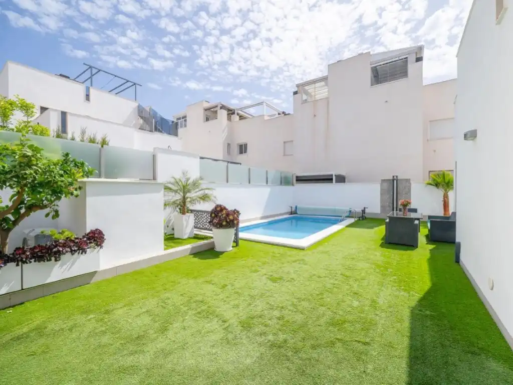 Casa amb piscina en venda a Calle Maria San Gil Noain, imagen 39
