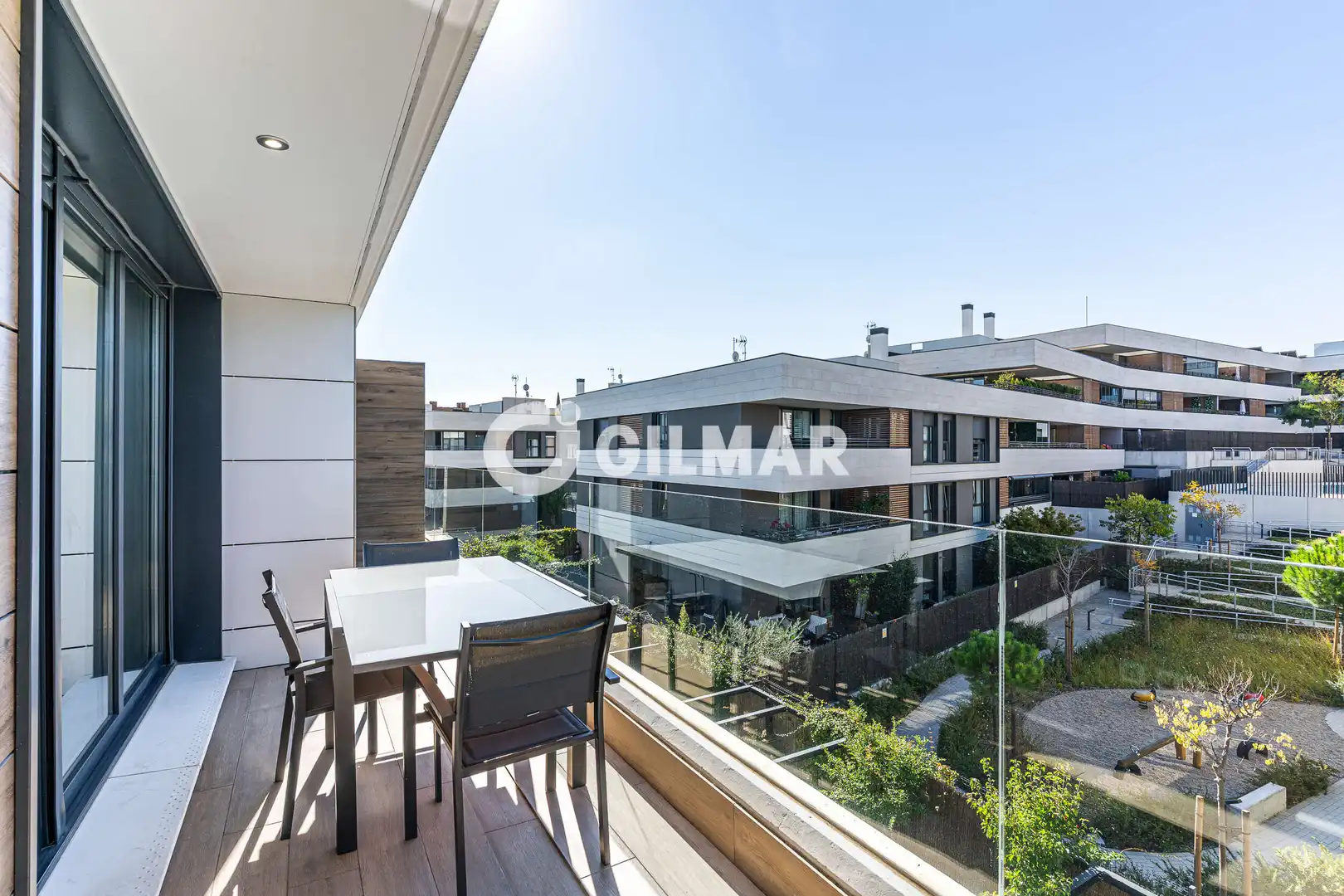 Terrasse von Wohnung zum Verkauf in Las Rozas de Madrid mit Heizung, Privatgarten und Abstellraum