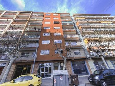 Piso con ascensor en venta en Centre