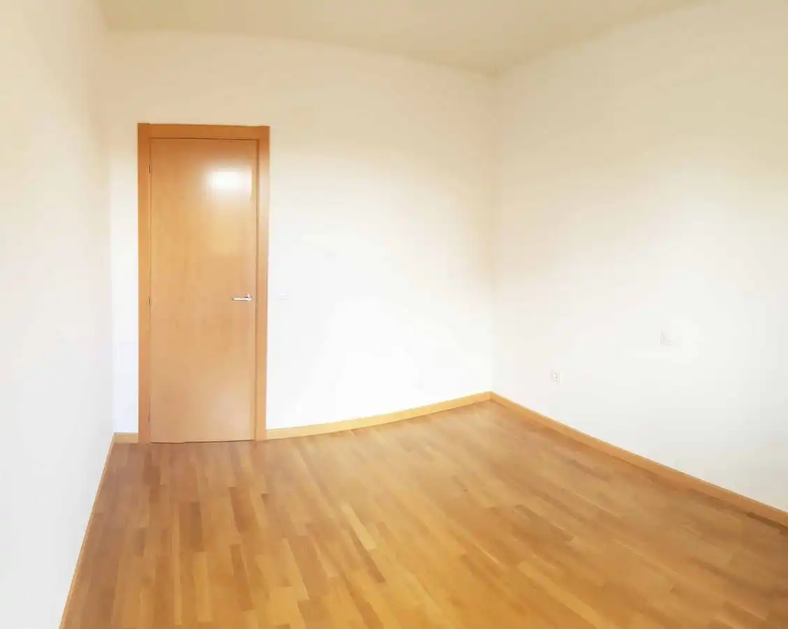 Planta baja de alquiler con opción a compra en Calle Corro Bazán, 3, Tordesillas