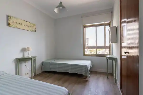 Piso en venta en Avenida Juan XXIII, 1, Arenales - Lugo - Avda. Marítima