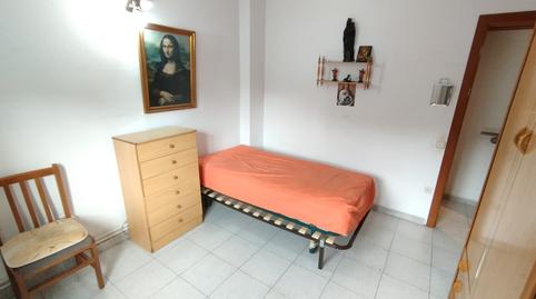 Foto 4 de Piso en venta en La Gavarra, Barcelona